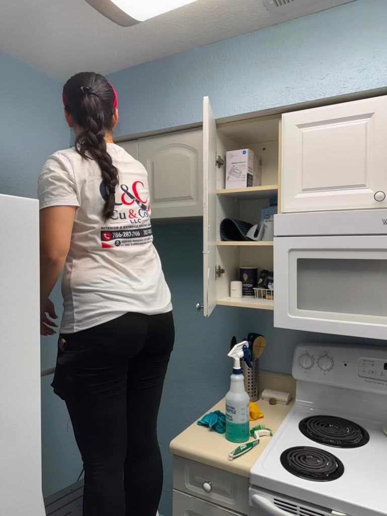 Kitchen deep clean